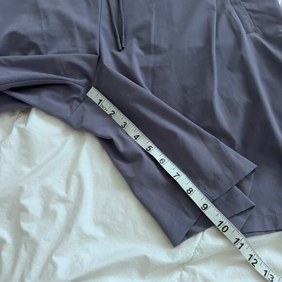 Athleta Venture Bermuda Shorts - Tempest Violet -UPF 50+ - Picture 5 of 8